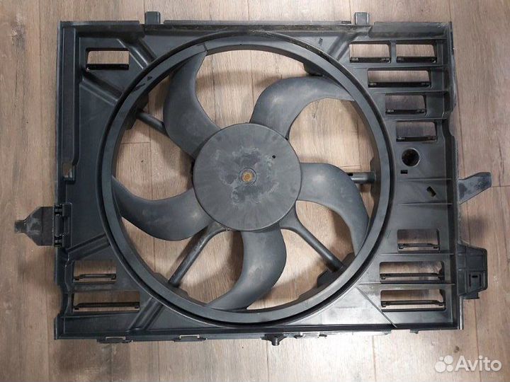 Вентилятор радиатора Bmw 525I E60 N52B25AF 2006