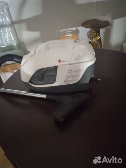 Моющий пылесос Karcher