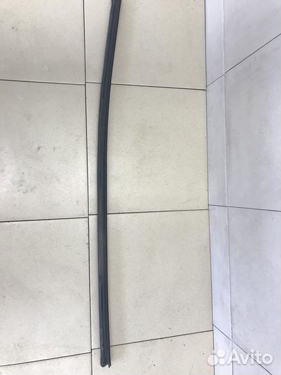 Накладка стекла переднего левого Solaris 2010-2017