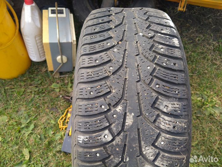 Nokian Tyres Hakkapeliitta 5 215/50 R17