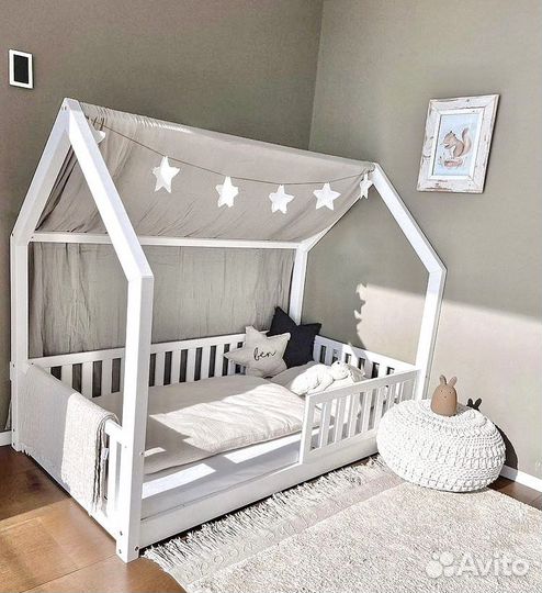 Кроватка домик детская кровать из массива
