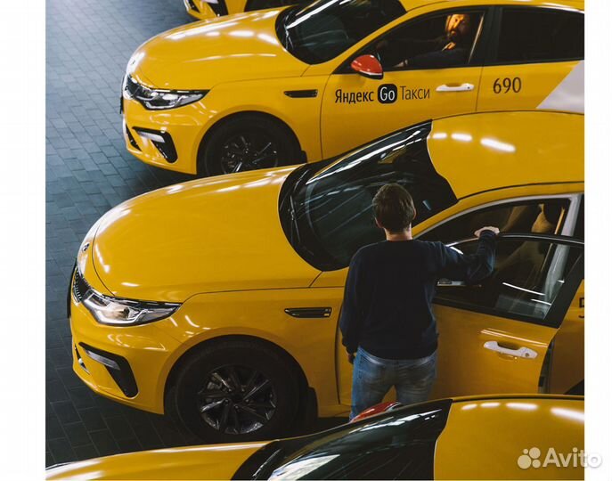 Водитель на своем авто (приглашаем женщин)