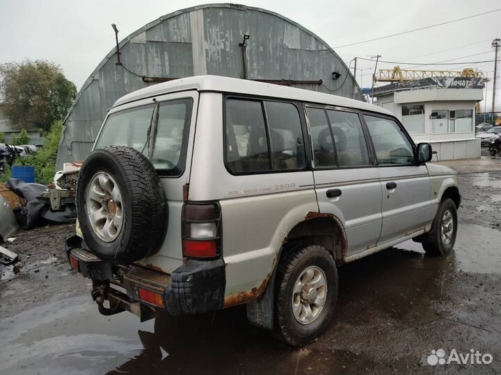 Полуось задняя левая 4m40 Mitsubishi Pajero 2.8