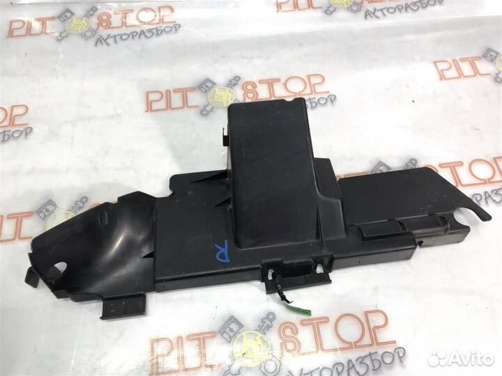 Защита радиатора правая VW Touareg GP (7LA,7L6,7L