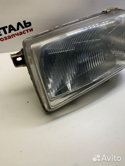 Фара левая Volkswagen Vento седан 1.8 AAM 1992