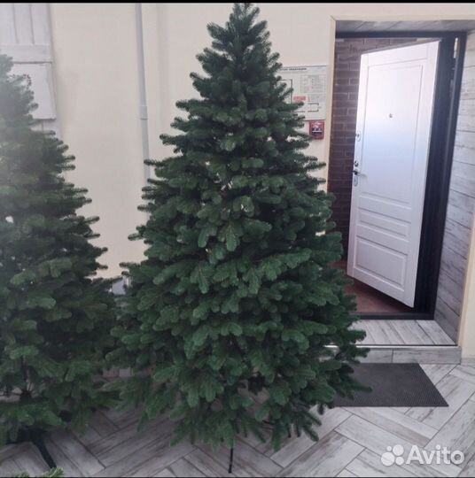 Елка искусственная