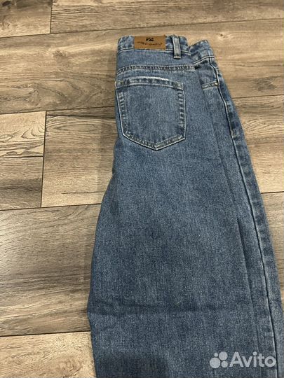 Джинсы женские 25 размер новые