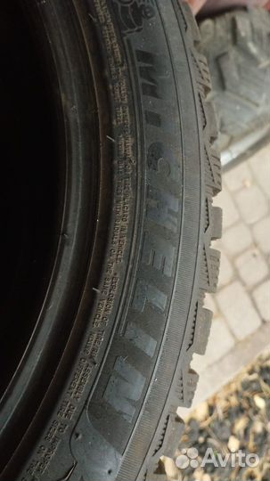 Michelin X-Ice North 4 235/45 R19 99H