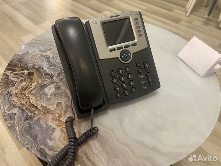 IP телефоны Cisco spa525g2