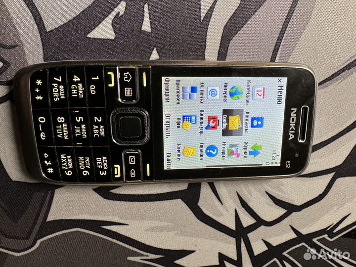 Nokia E52