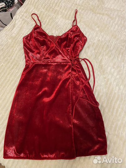 Бархатное платье