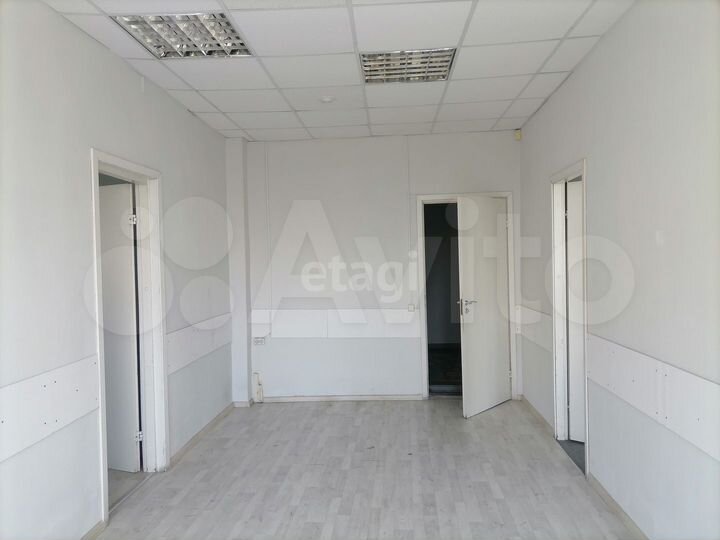 Продам офисное помещение, 555 м²