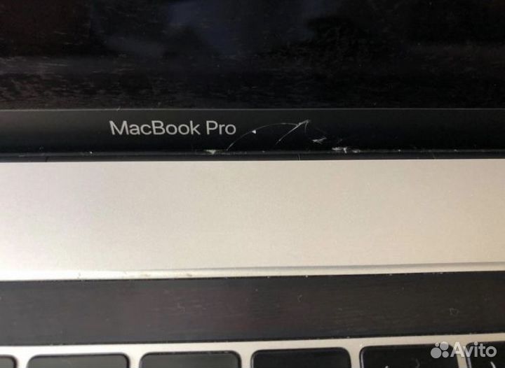 Apple MacBook pro 15 Touch bar 2016