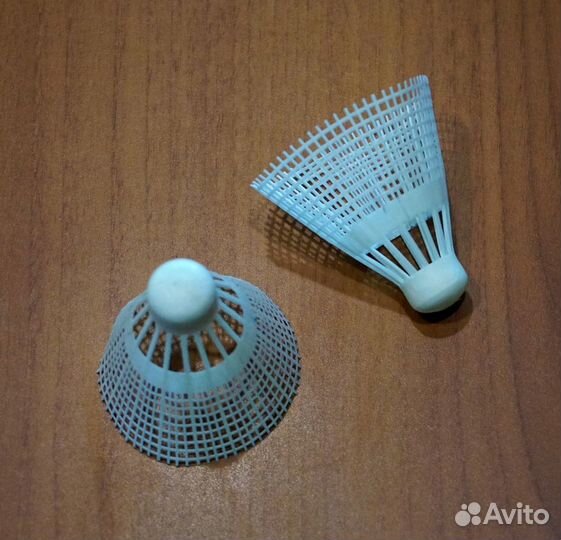 Воланы для бадминтона