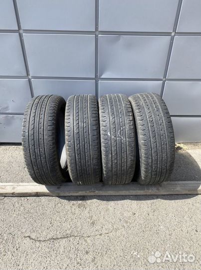 Goodyear EfficientGrip 235/55 R19 105V