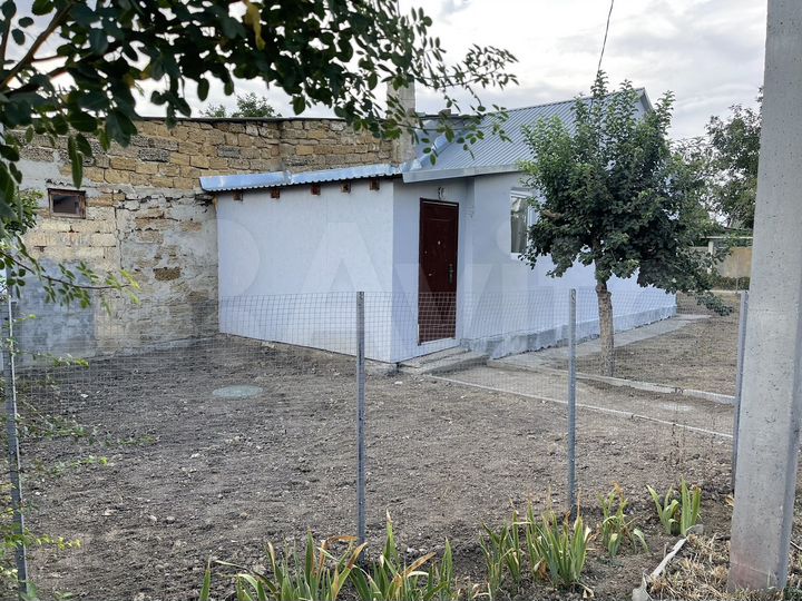 Дом 35 м² на участке 2 сот.