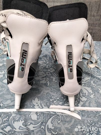 Коньки хоккейные atemi
