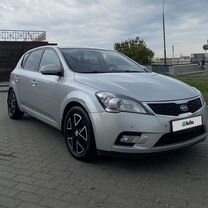 Kia Ceed 1.6 AT, 2009, 241 000 км, с пробегом, цена 789 000 руб.