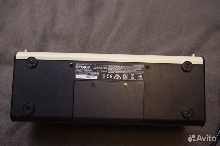 Гитарный комбо усилитель Yamaha THR10