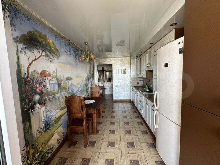 2-к. квартира, 67 м², 6/7 эт.