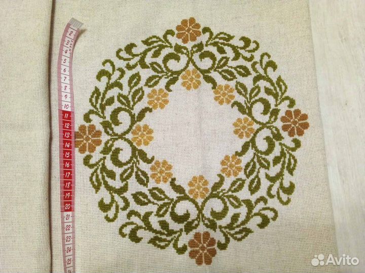 Скатерть (лён, ручная вышивка)