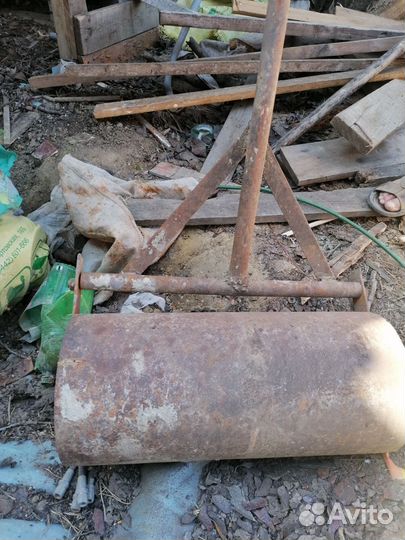 Каток ручной