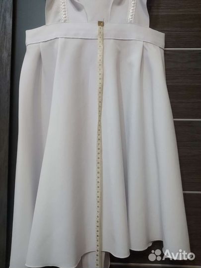 Белый школьный фартук