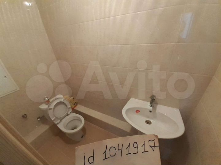 Комната 16 м² в 3-к., 29/40 эт.