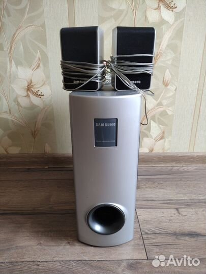 Сабвуфер и колонки Самсунг