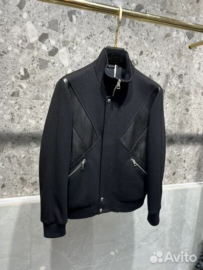 Дизайнерский бомбер Dior Type