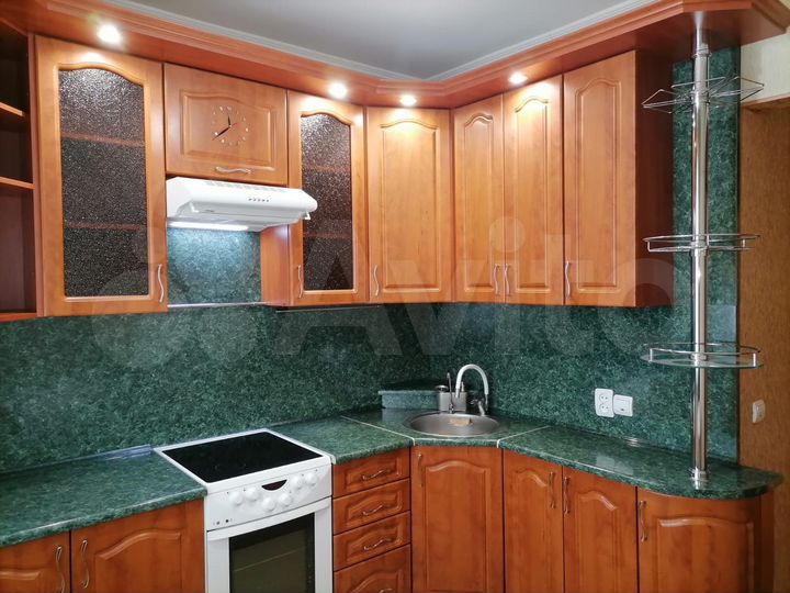 2-к. квартира, 49 м², 5/5 эт.