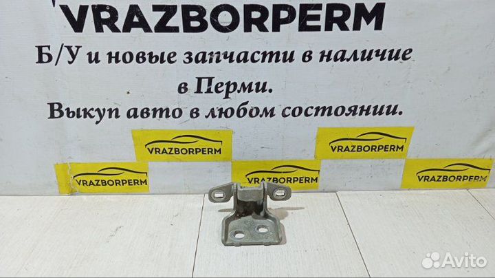 Петля двери Renault Logan