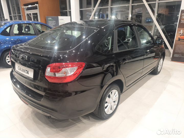 LADA Granta 1.6 МТ, 2023