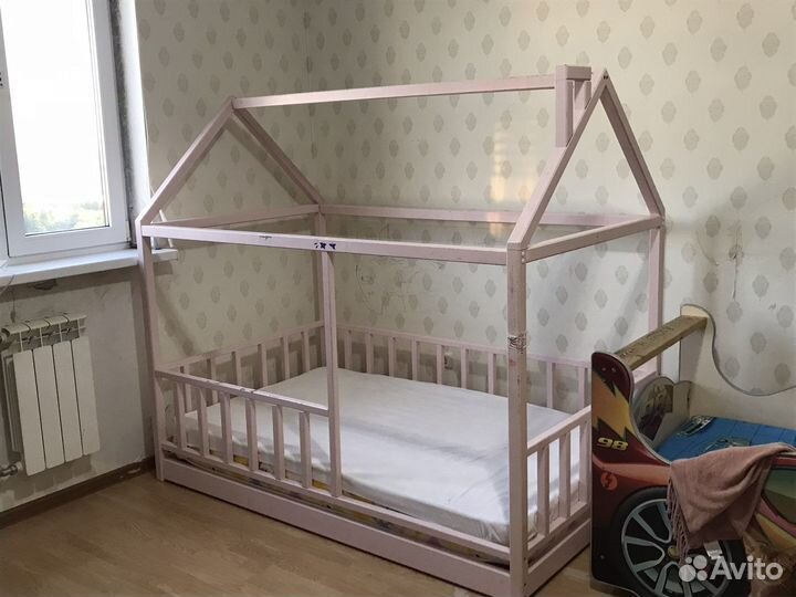 Детская кровать