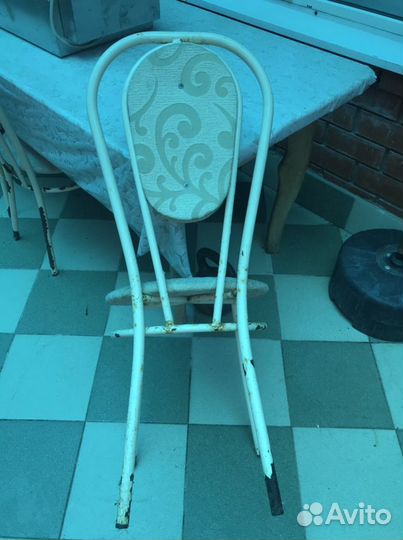 Стулья на металлокаркасе