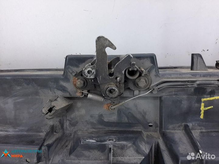 Передняя панель крепления облицовки (телевизор)