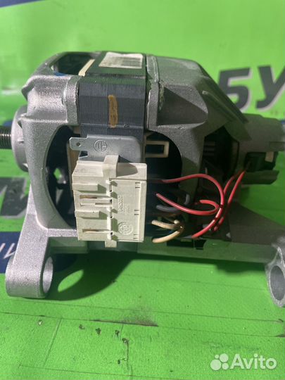 Двигататель стиральной машины indesit