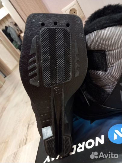 Лыжные ботинки классические р 31