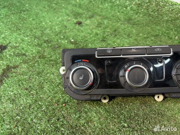Блок управления климат-контролем Volkswagen Passat