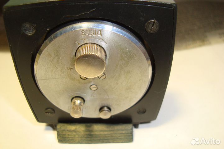 Будильник часы Заря - на ходу