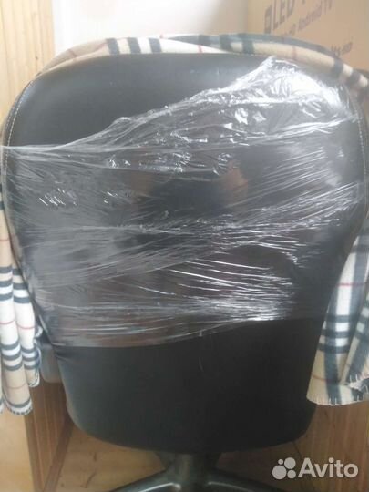 Офисное кресло, компьютерное кресло