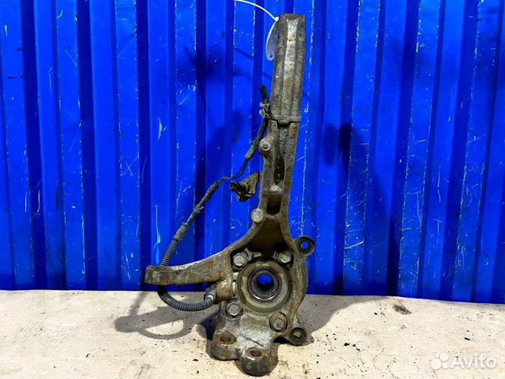 Кулак передний левый Mitsubishi Galant EA 1.8 4G93