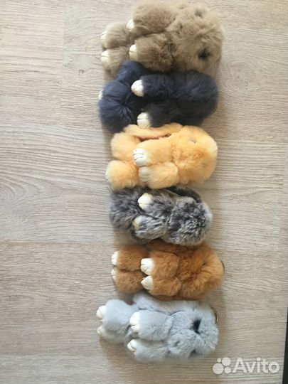 Продам игрушечных зайчиков