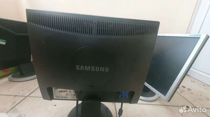 Монитор samsung