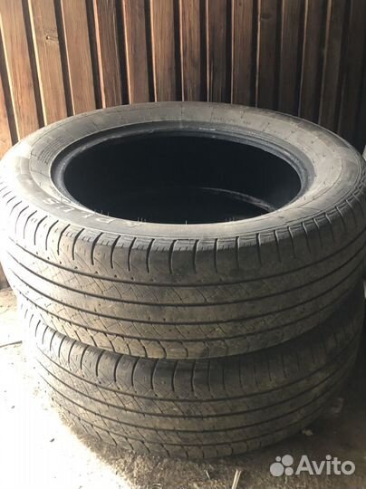 Aplus A919 235/60 R18
