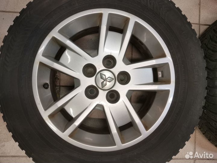 Зимние колеса Nokian 215/ 65 R16 mitsubishi ASX