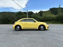 Volkswagen Beetle 1.4 AMT, 2014, 120 000 км, с пробегом, цена 2 100 000 руб.