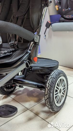 Детский трехколесный велосипед новый