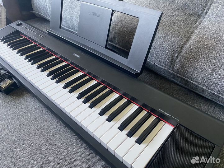 Цифровое пианино Yamaha np-12B