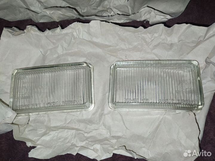 Стекла птф Hella на passat b3 коплект л+п новые